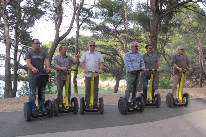 2-hours Split Segway Tour - Gear and Instruction: Helmets, Vests, and Real Confidence