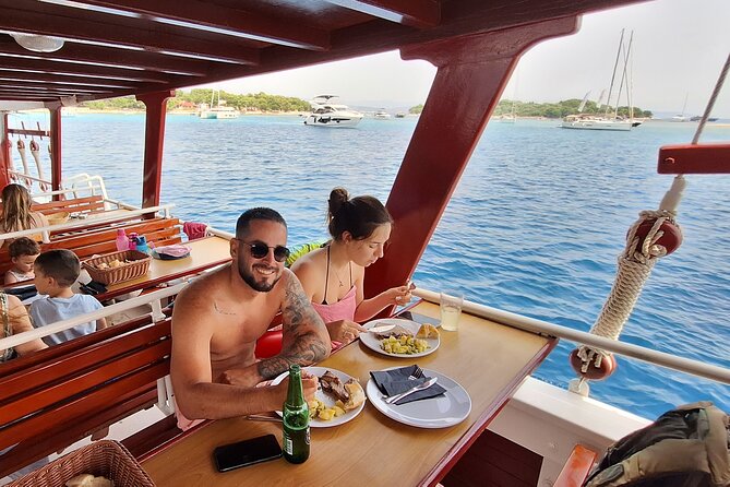All-Inclusive Blue Lagoon & 3 Island Boat Tour with Food & Drinks - St. Fumija (Otočić Sveta Fumija): More Quiet Water, Fruit in Hand