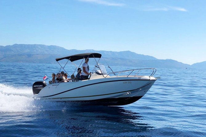 Bespoke private boat tour from Split & Trogir with a local expert - Murvica Beach / Robinson Beach (Brač): swimming that feels unfair