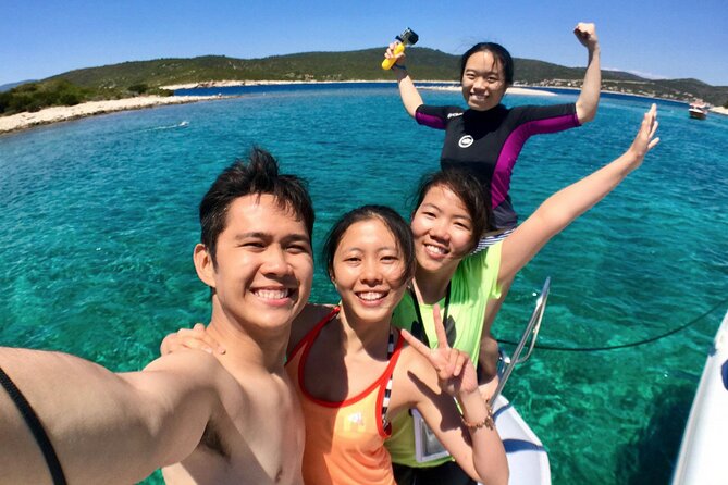 Blue Cave and Hvar 5 Islands full-day Speedboat Tour from Split - Budikovac Lagoon and snorkeling gear: where most people are happiest