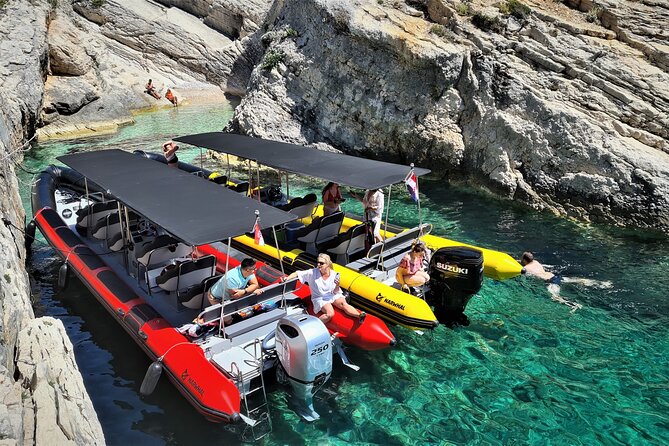 Blue Cave & Hvar, 5 Islands Speedboat with Luxury Seats in Shade - Komiža on Vis: Free Time in a Real Town (Mama Mia Familiarity)