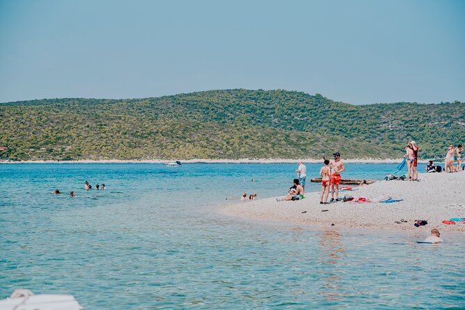 Blue cave, Mama Mia and Hvar, 5 island speedboat tour from Trogir - Stop 3: Komiža on Vis for waterfront coffee and a slow hour