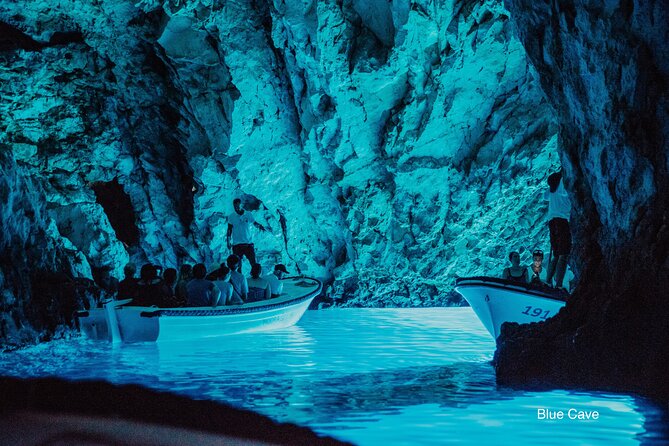 Blue cave, Mama Mia and Hvar, 5 island speedboat tour from Trogir - The boat ride reality: open-air comfort and how to prep