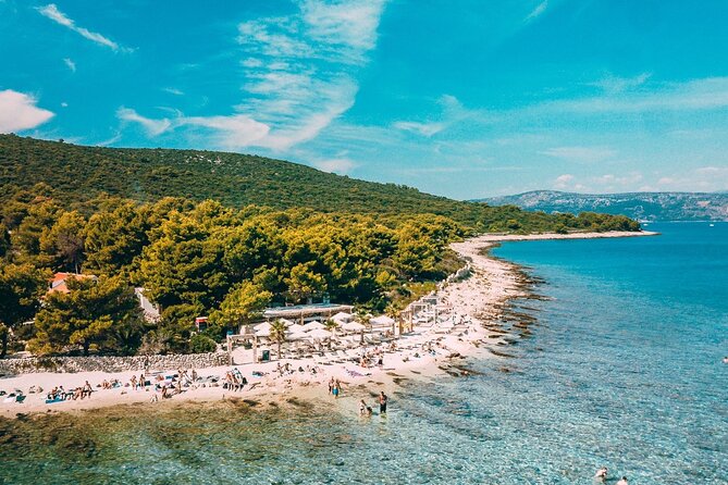 Blue Lagoon & Šolta Island from Trogir LUNCH & DRINKS INCLUDED - Morning Check-In and the Cruise Rhythm