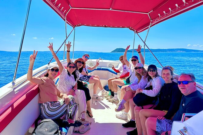 Blue Lagoon Tour from Split with Bottled Water and Wine Included - Split’s speedboat shortcut: what this tour really feels like