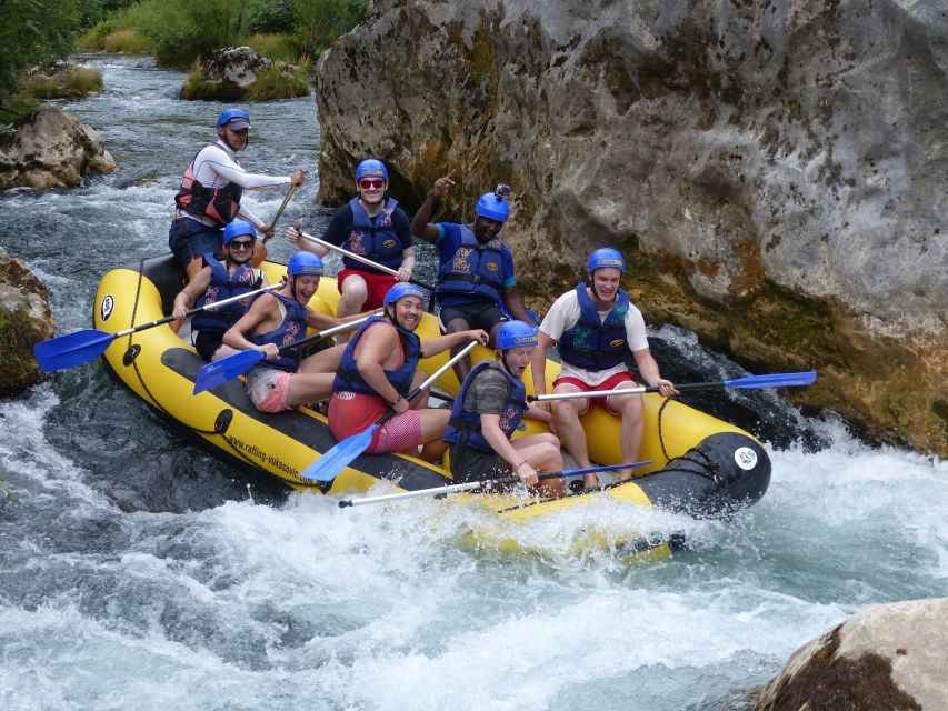 Cetina River: Rafting and Cliff Jumping Tour - Your guide and skipper: where safety meets humor and local tips