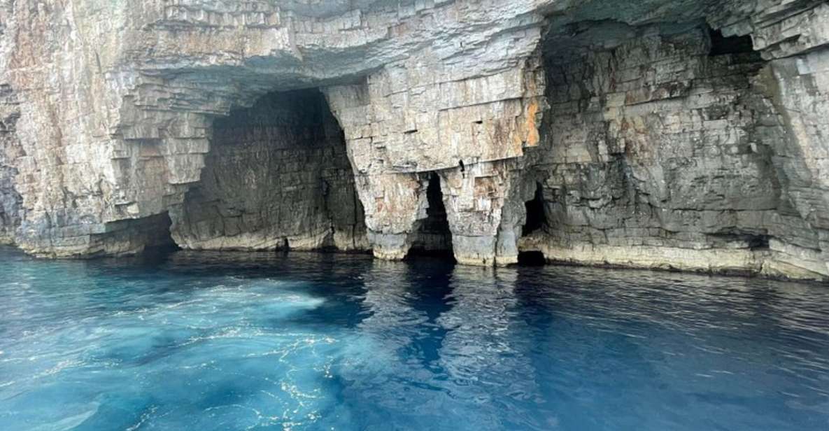 From Hvar: Blue Cave, Green Cave & 5 Islands Speedboat Tour - What a speedboat day from Hvar really feels like
