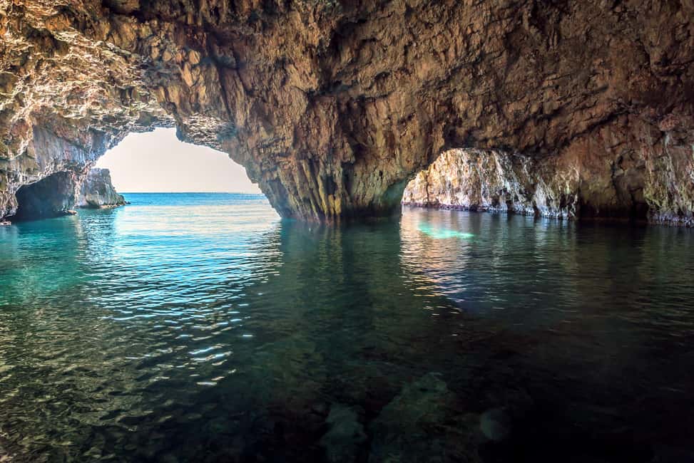 From Hvar: Blue Cave, Green Cave & 5 Islands Speedboat Tour - Stiniva Cove on Vis: where swimming doubles as sightseeing (about 45 minutes)