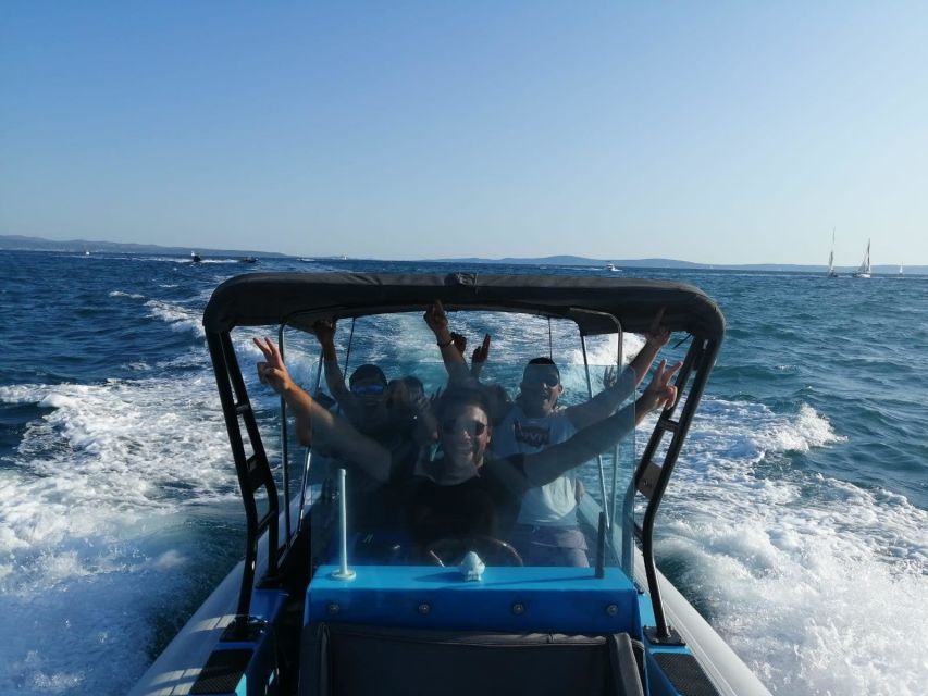 From Split: Blue Cave and 5 islands-Day Tour - Biševo Blue Cave: the neon-blue light effect