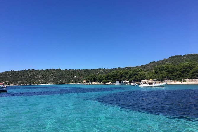 From Split: Half-Day Blue Lagoon and 3 Islands Boat Tour - Solta and Maslinica: village time on a slower island