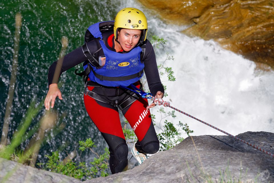 From Split or Zadvarje: Extreme Canyoning on Cetina River - Guides and safety: why the day feels controlled even when it’s wild