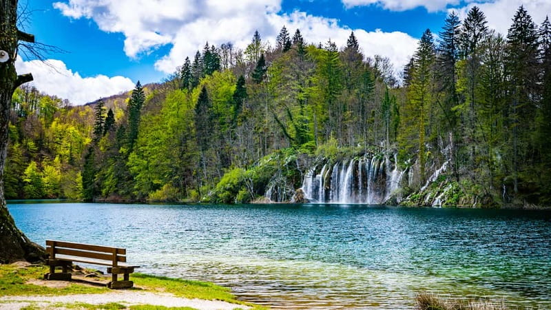 From Split: Plitvice Lakes Guided tour - Twelve Hours From Split and Trogir: What This Day Trip Feels Like