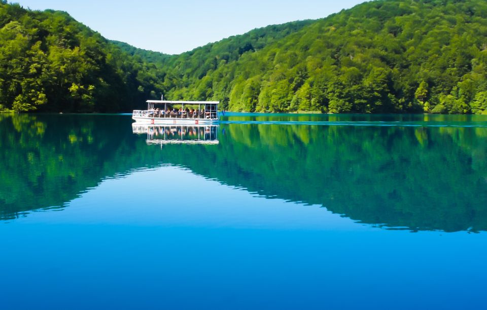 From Split: Plitvice Lakes Guided Tour with Entry Tickets - Live guidance: history on the road, nature in the park