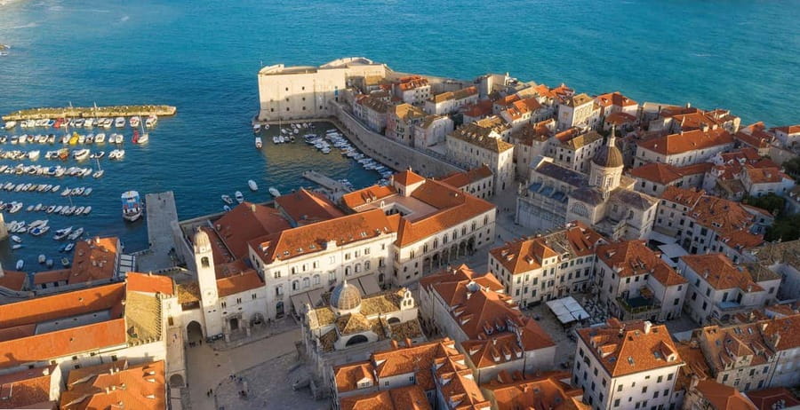 From Split/Trogir: Dubrovnik Guided Tour with a Stop in Ston - Price and Logistics: paying for time saved