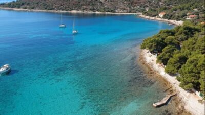 From Trogir: Three Islands Half-Day Speedboat Tour - The speedboat experience: fun rides, real safety, and short hops