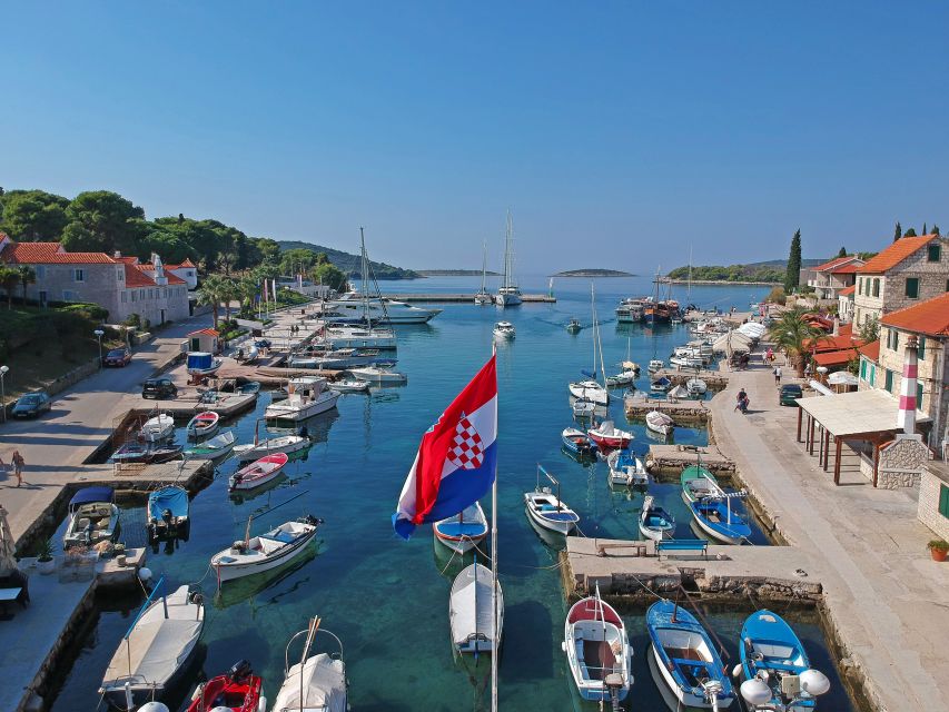 From Trogir: Three Islands Half-Day Speedboat Tour - Who’s doing the driving: why skippers like Petar and Ivan matter