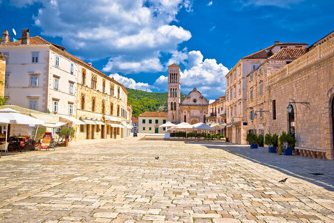 Full-Day Catamaran Cruise to Hvar & Pakleni Islands with Food and free Drinks - Šolta Island on the Way Back: Dessert, Fruit, and One More Swim