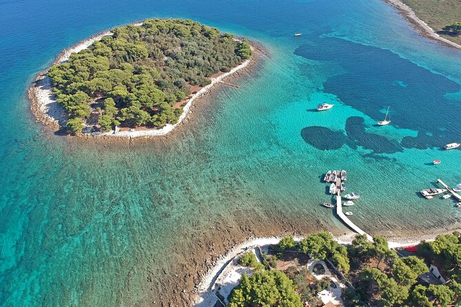 Half Day Speedboat Tour to Three Islands from Trogir - Getting to the pier: pickup and meeting points that make sense