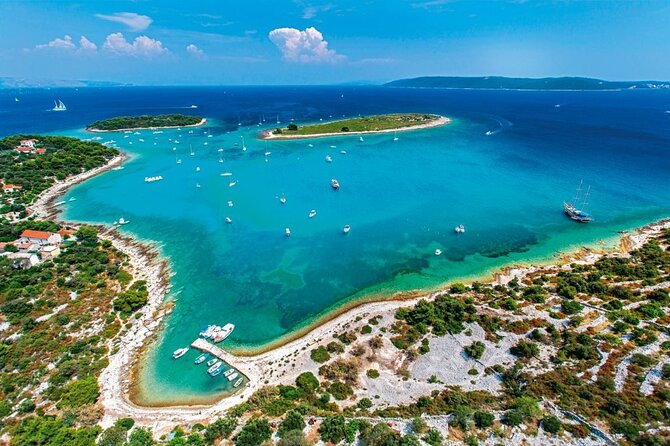 Half Day Tour: Blue Lagoon, UNESCO Town of Trogir, island Ciovo - Getting where you need to be: the Split meeting point that works