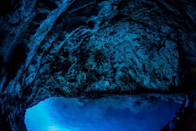 Luxury Blue Cave & 5 Islands Tour from Split - Riva Harbor at 7:30: how this day starts (and why timing matters)