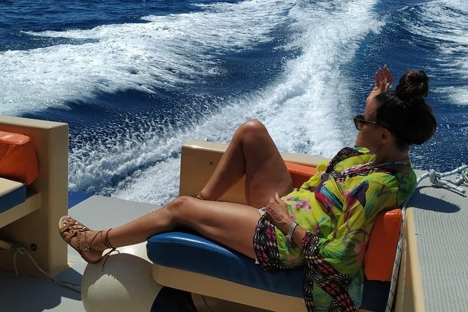 Luxury Blue Cave, Hvar and Vis Boat Tour from Split and Brac - On-board comfort: why luxury changes a long day