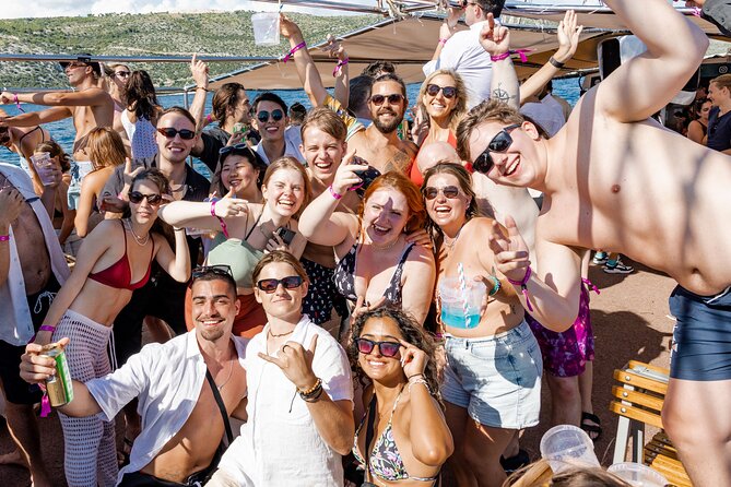 Out to Sea Split Boat Party w/ Blue Lagoon Swim, Dj & Afterparty - The Panoramic Cruise Around Split and the Sunset Feel