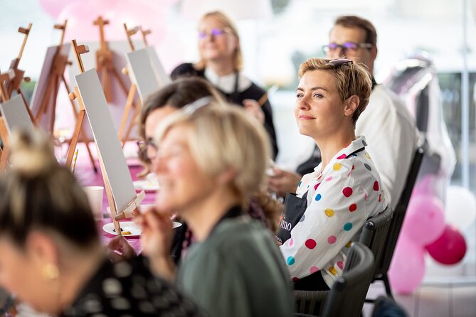 Painting party at Art Bottega - Paint & Wine Studio in Split - Weather and comfort: what to do if plans change