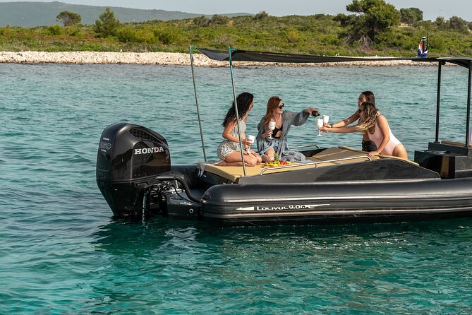 Private Blue Lagoon & 3 Islands Trip - On-Board Comfort: Wind Jackets, Bottled Water, and a Skipper With Personality