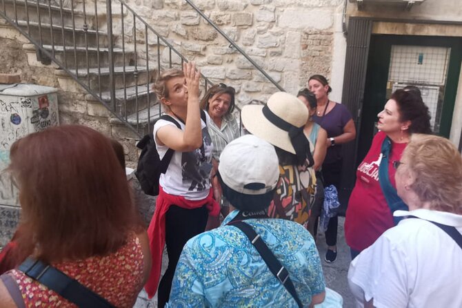 Private Walks & Storytelling - the best small group tour in Split - Riva Harbor: the slow life that locals keep