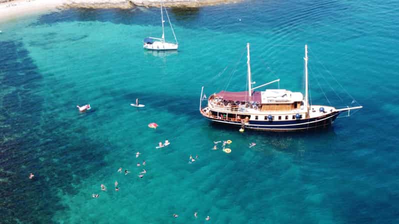 Split: All inclusive Brač & Šolta Island Swimming Cruise - The 9:30 AM to 1:00 PM Stretch: Off to Brač by Boat