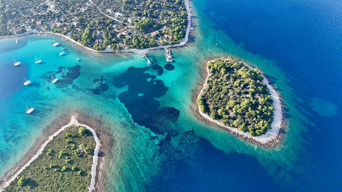 Split: Blue Lagoon & 3 Island Cruise with Wine & Snorkeling - Who this tour suits best
