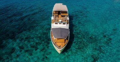 Split: Blue Lagoon and 3 Island Cruise with Food and Drinks - Getting Oriented in Split: Meeting Point and Boarding Without Stress