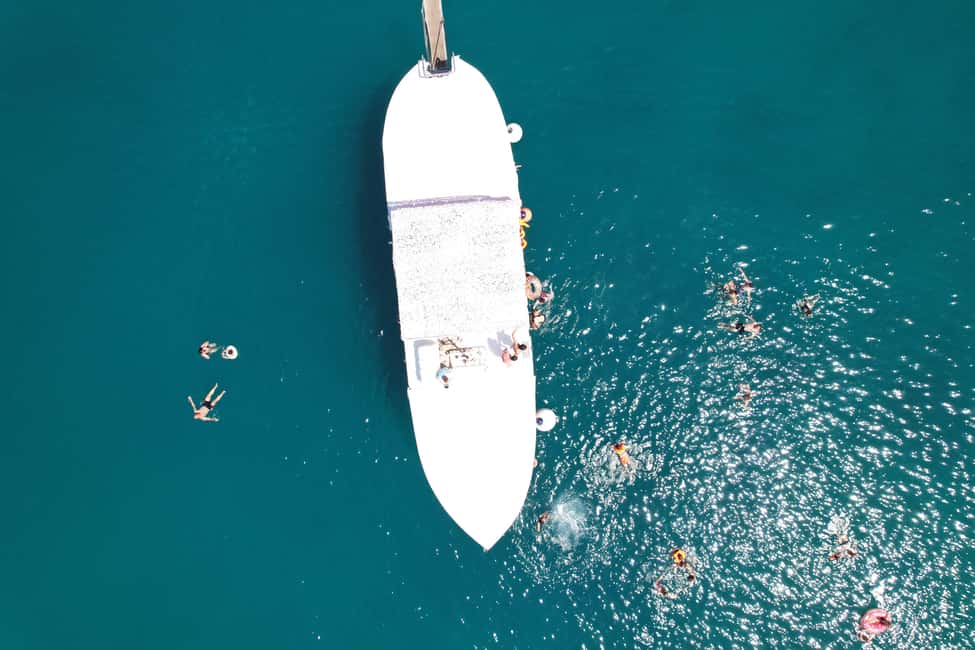 Split: Blue Lagoon and Šolta Boat Tour with Lunch and Drinks - Should you book? My decision guide