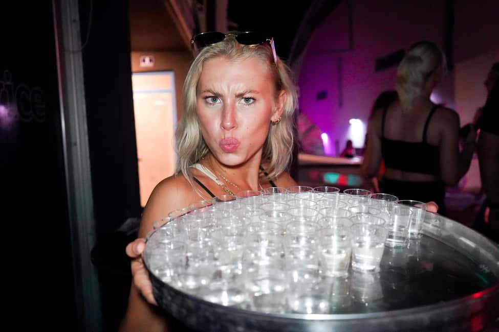 Split: Boat Crawl with Nightclub Access, Shots, & Boat Party - Why a Split boat crawl beats a normal bar night