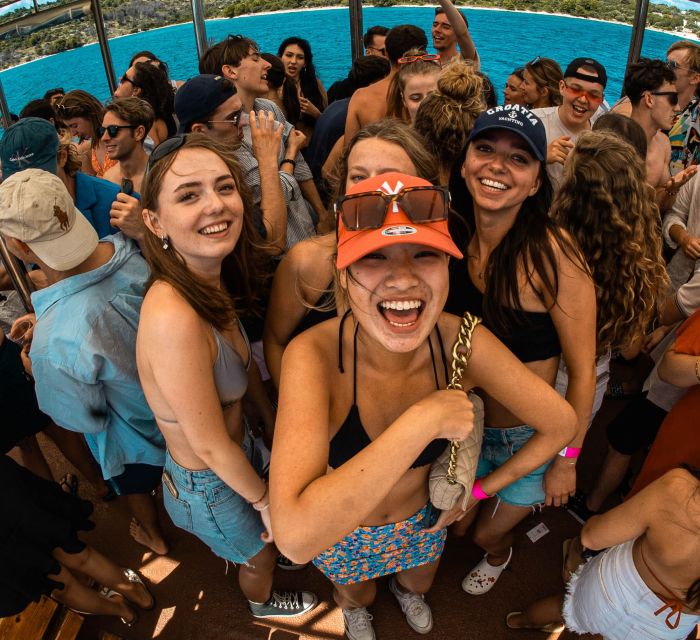 Split: Captain’s Boat Party – Blue Lagoon, DJ & Free Shots - Practical Tips to Have a Smoother Day on the Water