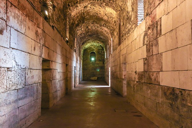 Split: Game of Thrones Small group Tour with Diocletian's Cellar - Golden Gate and the Mereen mapping trick