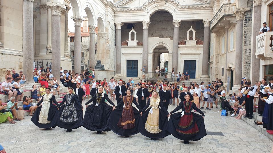 Split: History and Heritage Walking Tour - Peristil Square Start: The Fastest Way to Get Oriented