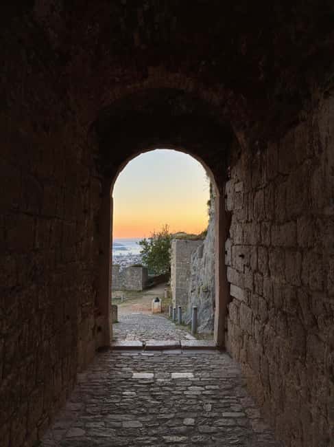 Split: Klis Sunset Sightseeing Bus Tour - Who This Sunset Klis Tour Suits Best (and When to Skip It)