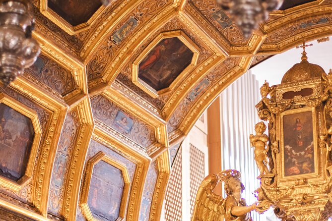 Split Palace & Old Town -Private walking tour- Entrance included - Cellars through the South Gate: why the underground feels so big
