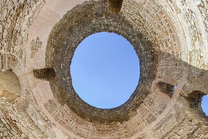 Split Palace & Old Town -Private walking tour- Entrance included - Gates and vestibules: the palace as a city within a city