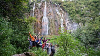 Split: Plitvice Lakes Guided Day Tour with Entry Tickets - Upper Lakes: Wooden Trails, Bird Calls, and Turquoise Payoff
