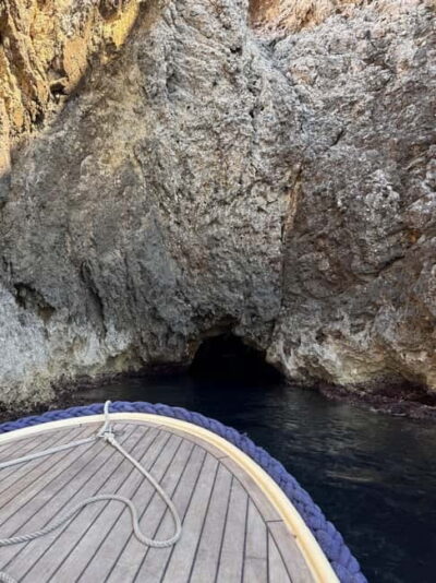 Split/Podstrana: Blue Cave, Hvar & 6 Islands Speedboat Trip - Biševo and the Blue Cave: the light show you came for