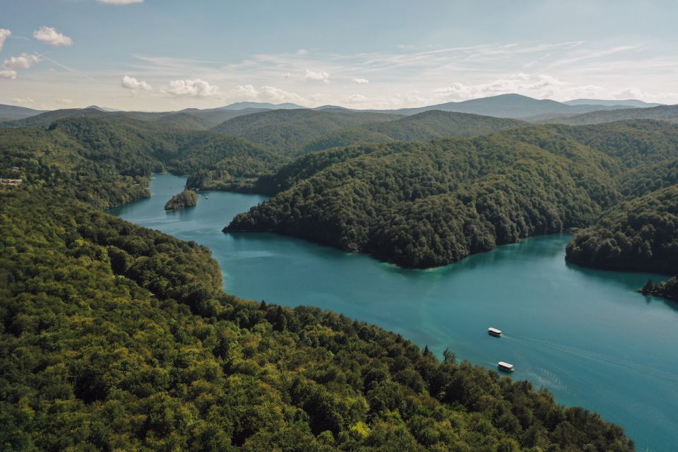 Split: Self-Guided Plitvice Lakes Day Tour with Boat Ride - The panoramic boat ride: get your photos from the water