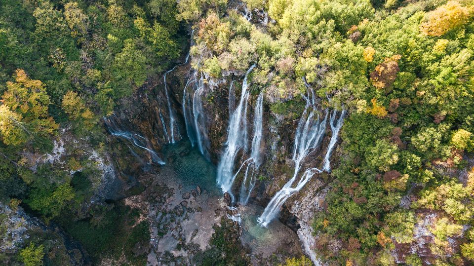 Split: Self-Guided Plitvice Lakes Day Tour with Boat Ride - Which route to choose: Trail H is the safe bet