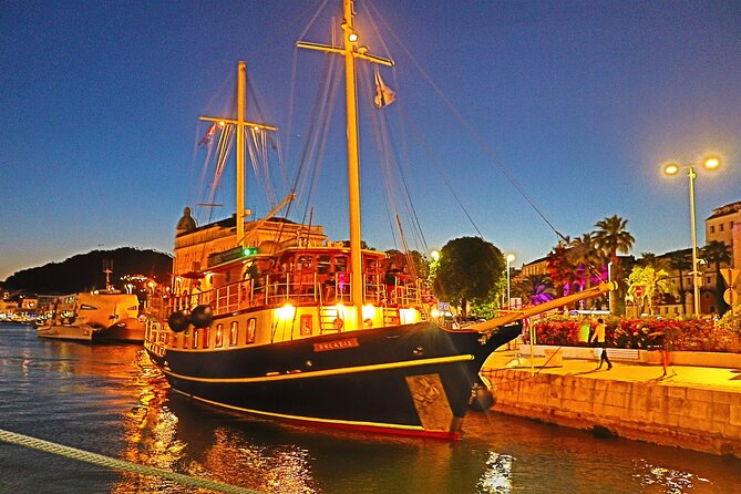 Split Sunset Cruise With Live Music - Live music on board: romance, then sing-alongs