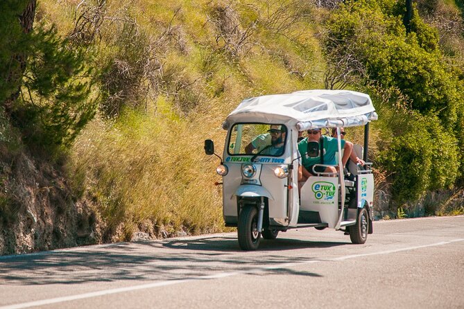 Split Tour by Electric Tuk-Tuk: Top City Highlights - Republic Square (Prokurative): Your Finale and Quick City-Return Strategy