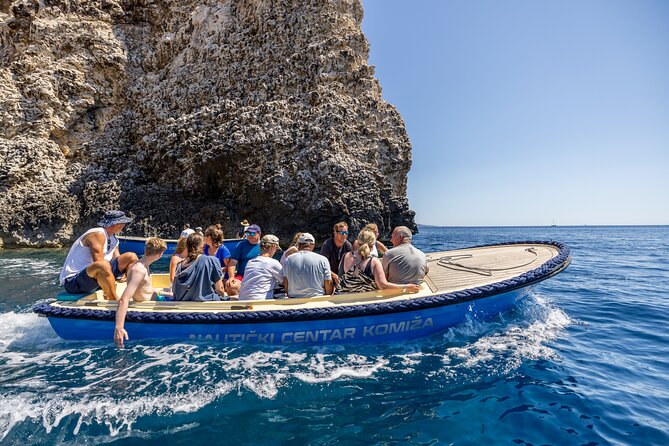 Split/Trogir: Blue Cave, Vis and Hvar Small Group Tour - A Speedboat Sampler of Vis and Hvar