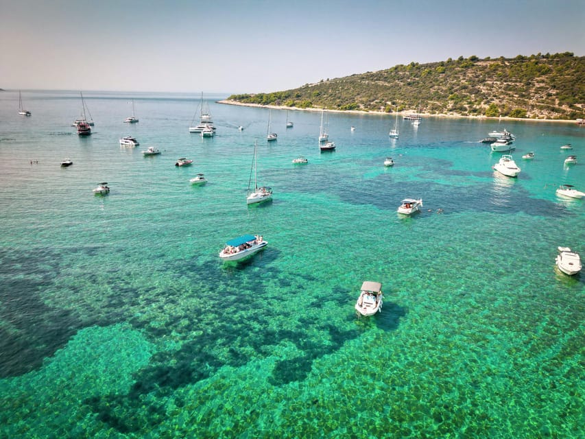 Split/Trogir: Half-Day(5 hours) 3-Island Speedboat Adventure - Maslinica on Šolta: a calm village break with real character