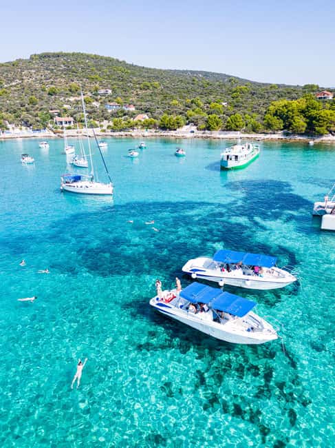 Split/Trogir: Half-Day(5 hours) 3-Island Speedboat Adventure - Where you meet: Trogir Kamerlengo vs Split Mletački mul