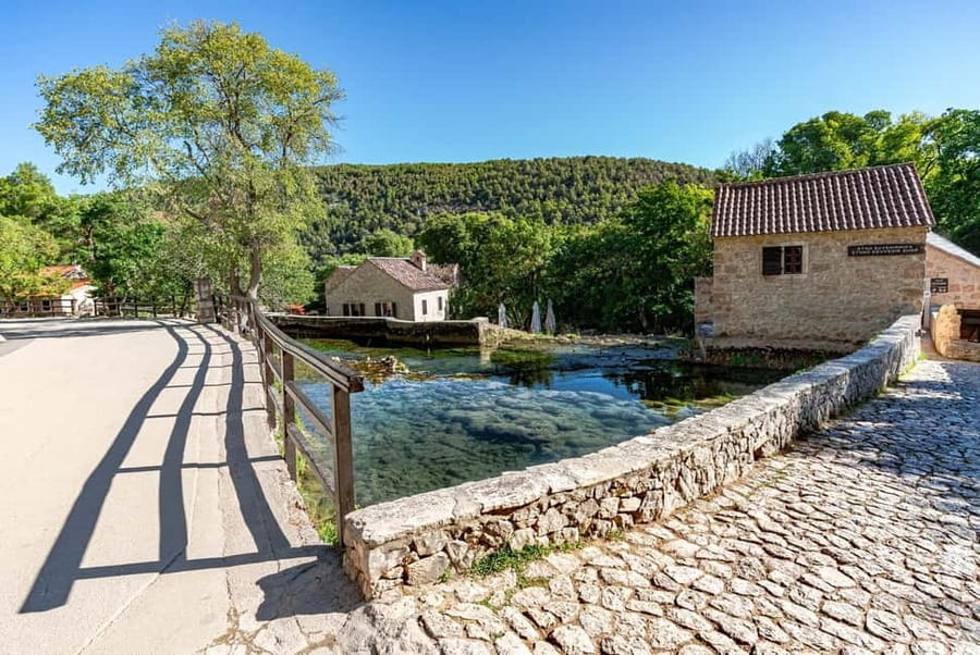 Split & Trogir: Krka Waterfalls & Swimming in Primošten - The bus ride: part travel, part education